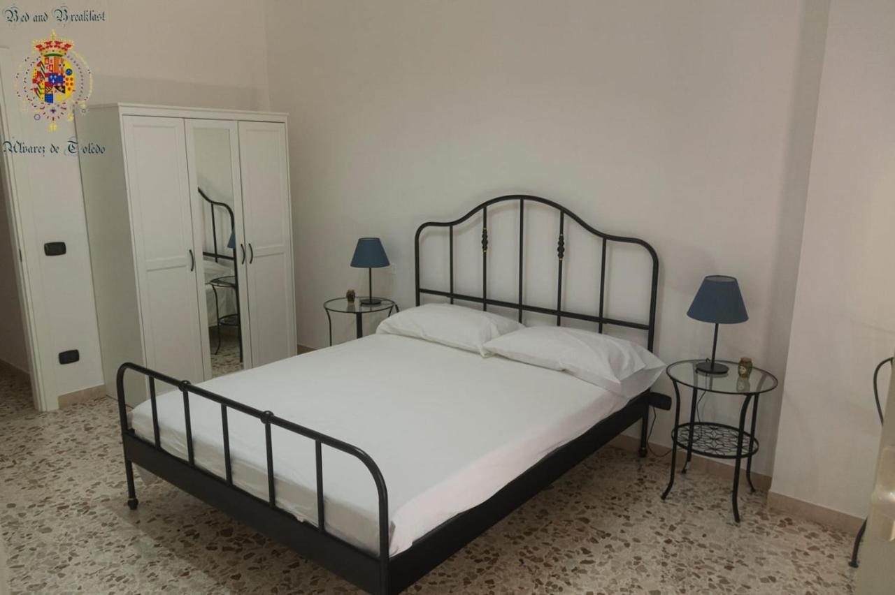 Bed and Breakfast Alvarez De Toledo à Naples Extérieur photo