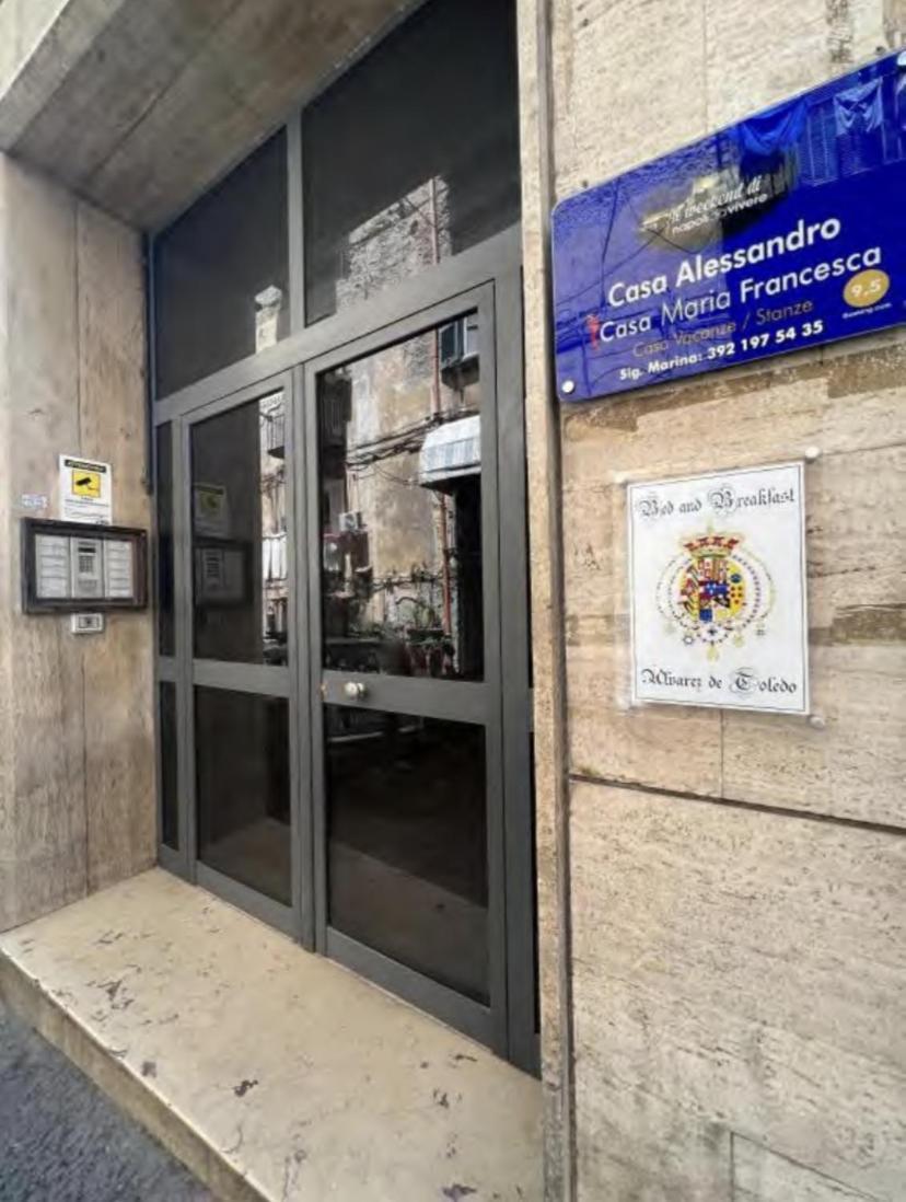 Bed and Breakfast Alvarez De Toledo à Naples Extérieur photo